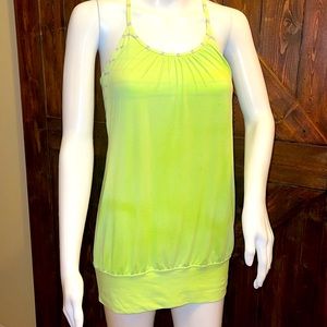 🛍5 for $20 🛍️ Lululemon active top size 4/extra small. Lime and grey